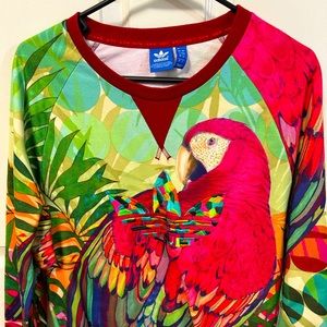 Adidas Parrot sweatshirt fits like small